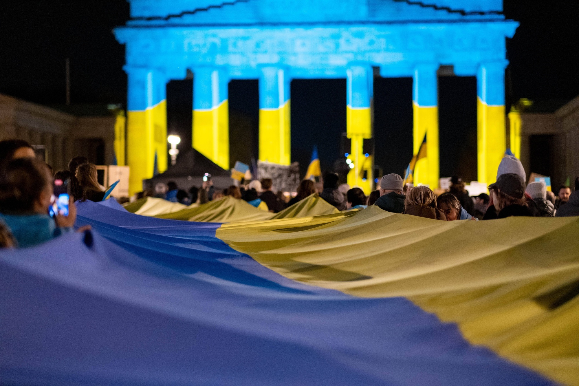 Wer gewinnt in der Ukraine? Der Krieg aus deutscher und spanischer Sicht