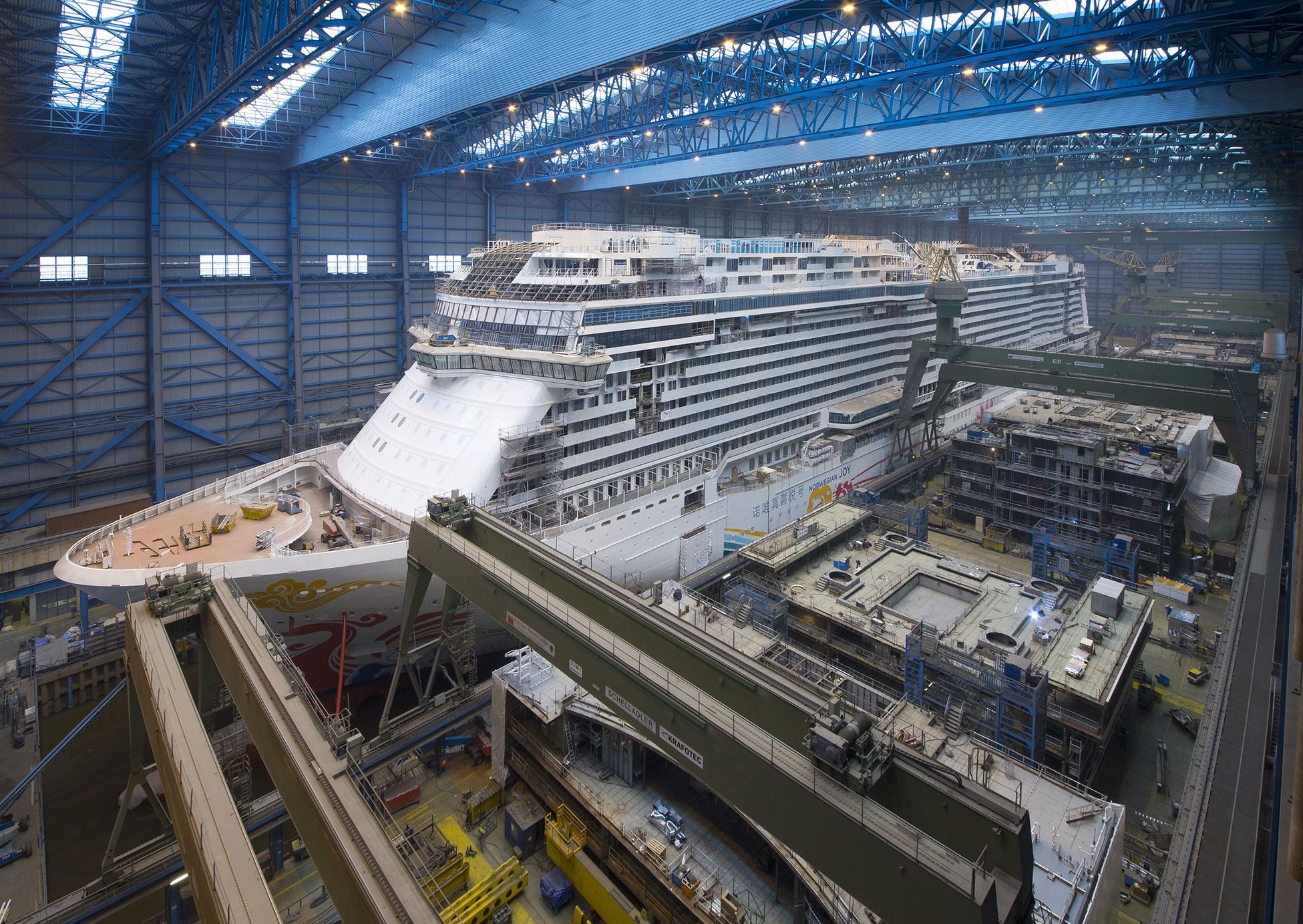 Exkursion zur Meyer-Werft nach Papenburg -  Bedeutendes Schiffbauunternehmen europa- und weltweit